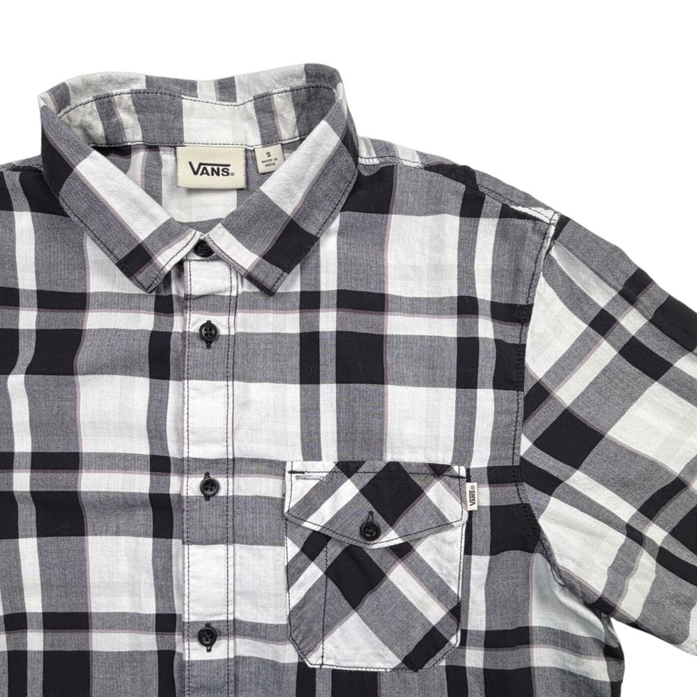 Vans Mens Small Black White Grey Plaid Short Sleeve Button Up Flannel Shirt